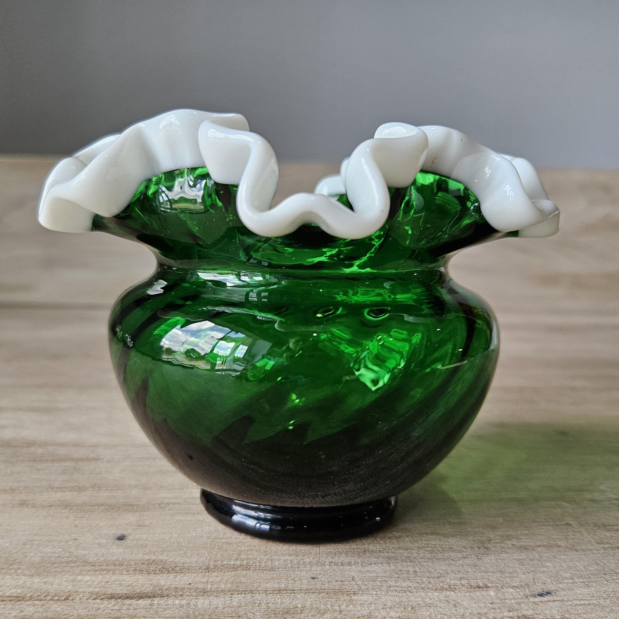 希少　fenton エメラルド　クレスト　アメリカ　ビンテージ　ミルクグラス 希少 fenton エメラルド クレスト アメリカ ビンテージ ミルク