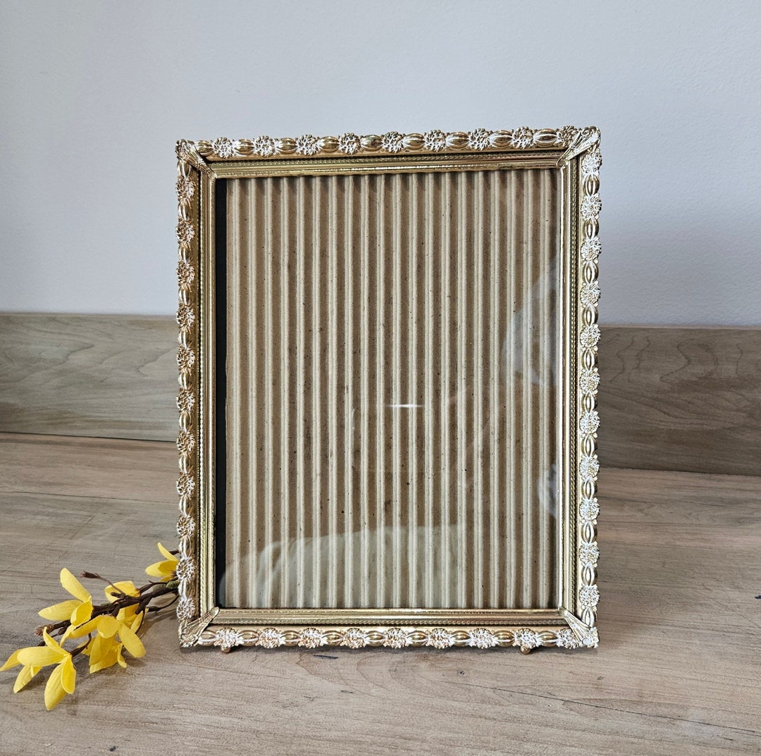 Vintage 8 X 10 Ornate Gold Tone Picture Frame Easel Back, Wedding Photo ...