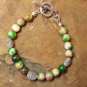 Mountain Jade Olive Green Brown Aspen Leaf Beaded Bracelet Meditation Tibetan Bali Style Silver Toggle 7 Inch