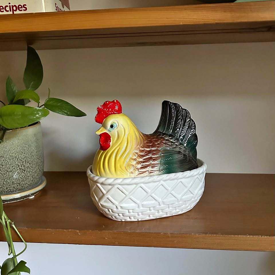 Vintage Hen on Nest - Etsy UK