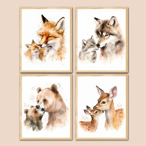 Waldtiere Babys Mutter und Baby Kunstdruck Wald Kinderzimmer Wand Dekor 4er Set Bär Fuchs Wolf Reh digitale Kleinkind Mama Spielzimmer Poster