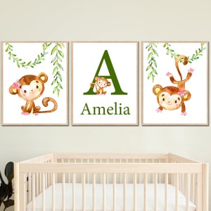 Juego de 3 carteles de jungla con letras iniciales para habitación de niños, decoración de pared para guardería de niña bebé, mono personalizado, nombre imprimible, obra de arte personalizada para niños pequeños