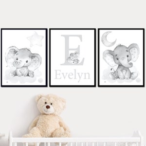 Stampe personalizzate per il nome del bambino Poster per la cameretta degli elefanti neutri Decorazione iniziale della parete personalizzata Ragazza Ragazzo Arte per bambini Camera per bambini set di 3 bambini