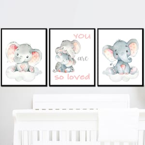 Decorazione per la camera da letto della cameretta delle bambine, poster con citazioni stampabili, motivo: elefante, bambini, sei così amato, set di 3 bambini, rosa, grigio, famiglia digitale