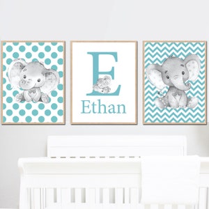 Impresión de nombre de niña personalizada, arte inicial de guardería de niño neutro, decoración de pared de elefante personalizada, póster para niño, juego de 3 lienzos verde azulado, regalo para habitación infantil
