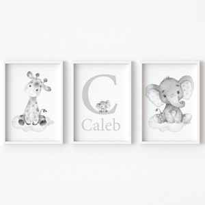 Nome personalizzato del bambino Stampe iniziali artistiche Decorazioni da parete personalizzate Neutro Asilo nido Camera dei bambini Ragazzo Ragazza set di 3 poster di elefanti per bambini Tela giraffa