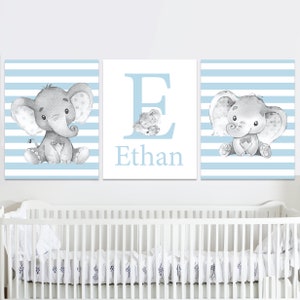 Stampe iniziali personalizzate per il nome del neonato Stampa iniziale personalizzata per l'asilo nido Elefante Decorazione della parete Set per bambini di 3 bambini Playoom Canvas stampabile blu grigio