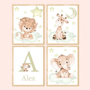Nombre personalizado del bebé Neutral Kids Bedroom Decor Custom Nursery Wall Art Impresiones iniciales Elefante Jirafa Niños conjunto de 4 regalo verde oliva