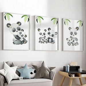 Panda Poster Decorazione da parete Baby Boy Nursery Stampabile Set di 3 immagini Camera da letto per bambini Ragazza per bambini Adesivo grigio su tela famiglia digitale