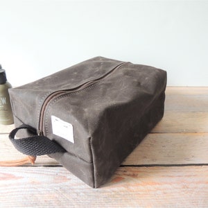 Canvas Dopp Bag Waxed Canvas Dopp Kit Men's Shave Bag Large Men's Toiletry Bag Men's Travel Tote Waxed Canvas Pouch image 2