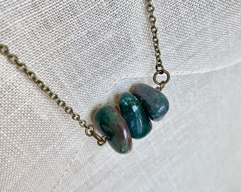 Green Stone Trio Necklace