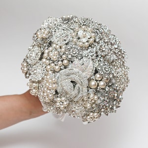 Wedding brooch bouquet white, silver wedding bouquet, bridal brooch bouquet