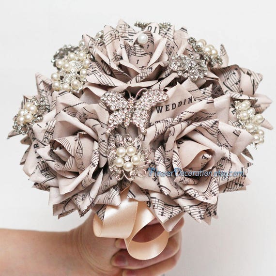 Partition De Musique Broche Bouquet Fleur Broche Bouquet Mariage Bouquet Papier Fleur Fleurs Bouquet Mariage Fleurs Bouquet De Livre Pages Texte
