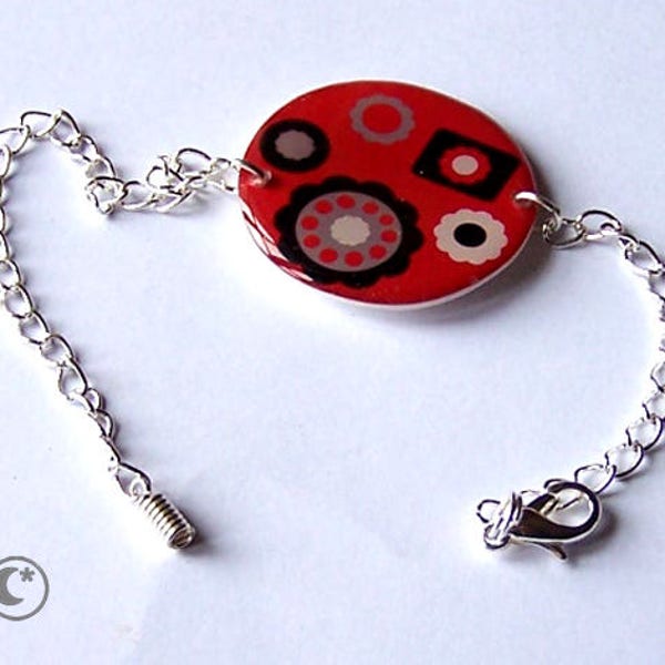 Bracelet  en résine Carolune, Funky cabochon 30 mm monté sur une chaîne argenté, plusieurs motifs disponibles bijoux en résine pièce unique