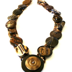 Vintage Button Necklace - &quot;Brown Beauty!&quot;