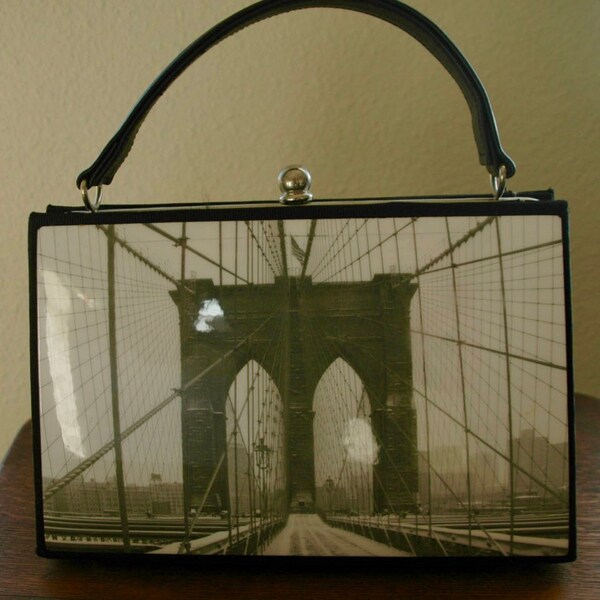 Brooklyn Bridge Handbag - "Big Apple Beauty"