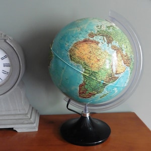 1980 Lampe bureau Globe terrestre lumineux mappemonde en français Italie, Géographie, Scolaire, Ecole, Déco enfant, Education, Planisphère