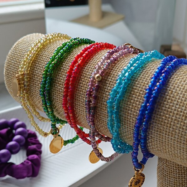 ARMBAND Doppeltes Armband aus Glasperlen gold grün rot blau türkis amethyst Saphir Regenbogenschimmer Rocailles