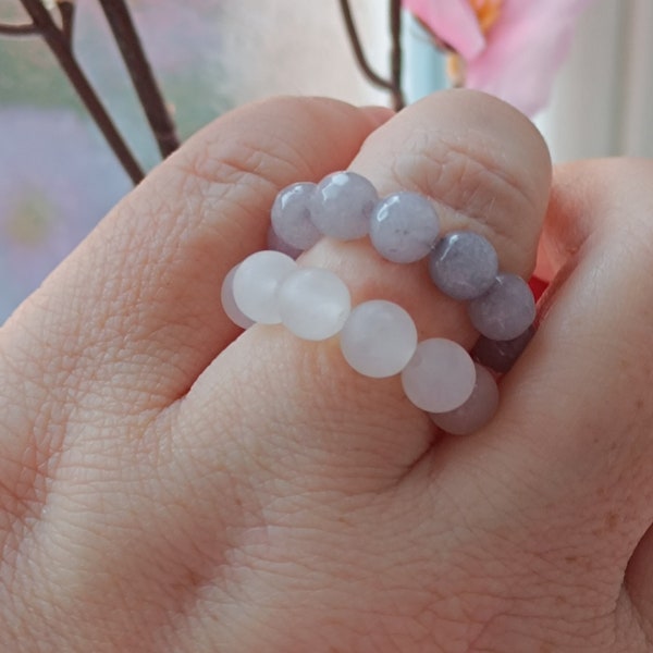 RING aus Jade Perlen in weiss oder grau chunky Kugelring