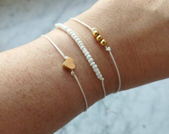 Minimalistische Armbänder Freundschaftsarmbänder Surferstyle Boho weiss bracelets d'amitié dorés