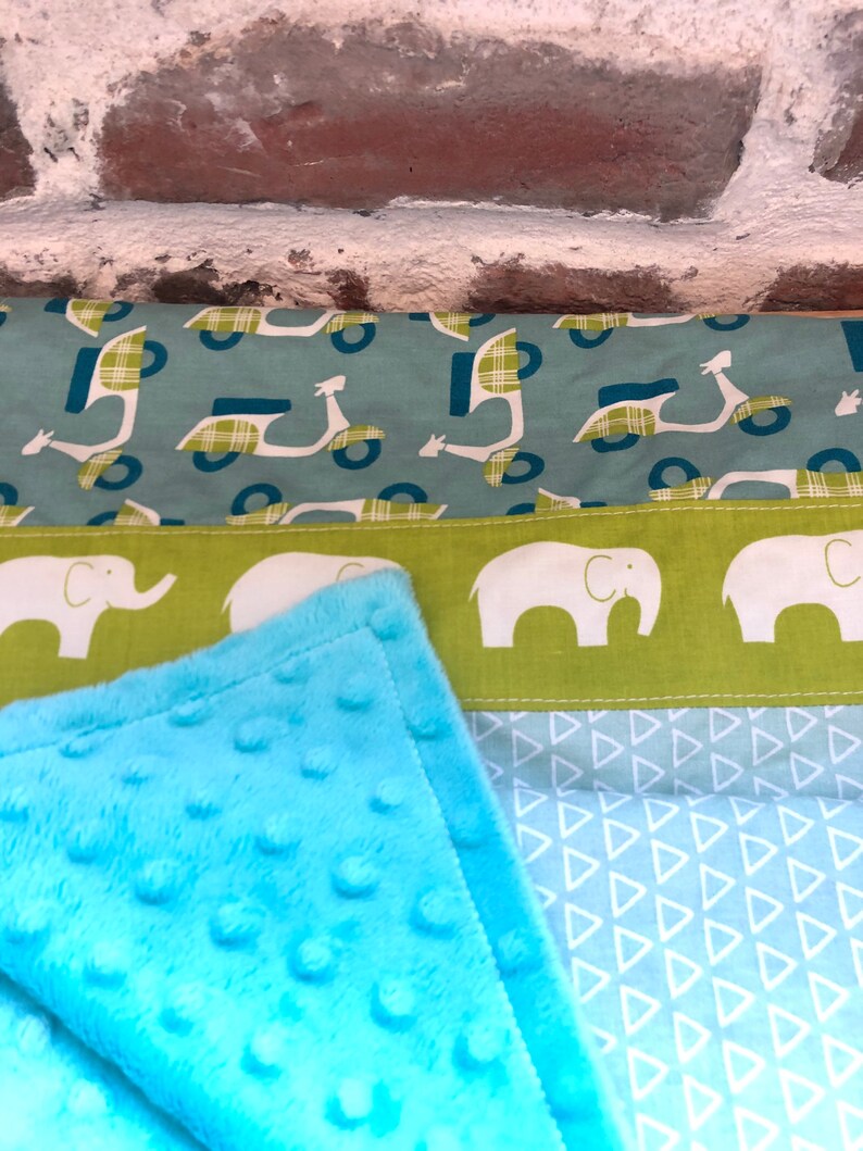 couverture bébé Doux Rêves turquoise et verte avec éléphants image 7