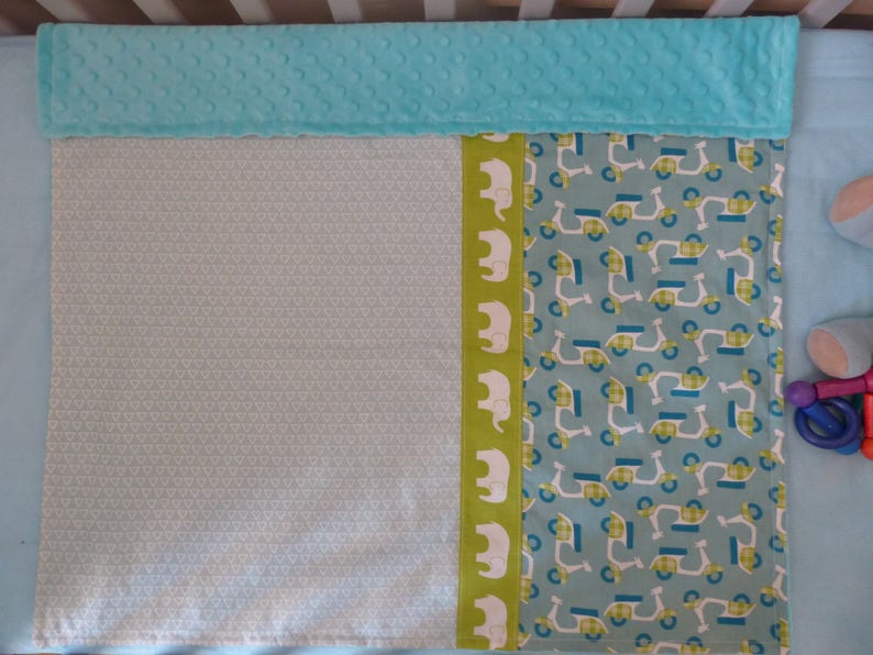 couverture bébé Doux Rêves turquoise et verte avec éléphants image 6