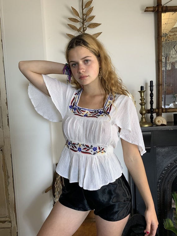 1970s Vintage Embroidered Cheesecloth Top, ties at
