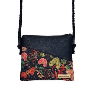 Umhängetasche Kork Nachtfalter | zwei Größen | Damen Schultertasche, kleine Tasche mit Kordel |nachhaltig vegan fair