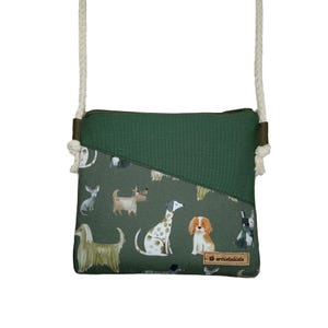 Umhängetasche Hundewiese oliv | zwei Größen | Gassi Tasche, Canvastasche, Damen Schultertasche, kleine Tasche mit Kordel