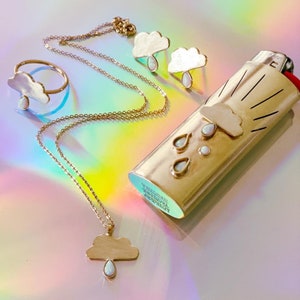 Cloud Lighter Case with Opal image 3