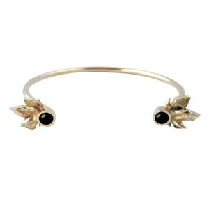 Zwarte onyx Thea open manchetarmband // zwarte onyx kristallen cluster manchetarmband