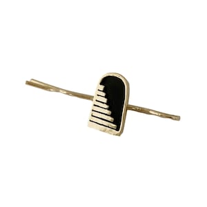 Entrance Bobby Pin