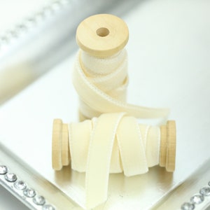 Samtband // Doppelseitiges Samtband // Doppelseitiges Samtband - FRENCH CREAM