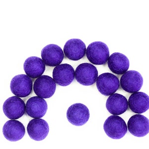 Felt Beads // Felt Ball Garland DIY // diy Mobile // DIY Necklace // Wool Felt Balls // Pom Poms // PURPLE // 1 cm 1.5 cm 2 cm 2.5 cm 3 cm 4