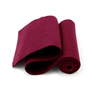 Wollfilzrolle aus 100% Wollfilz in Farbe WEIN aus 100 Prozent Wolle