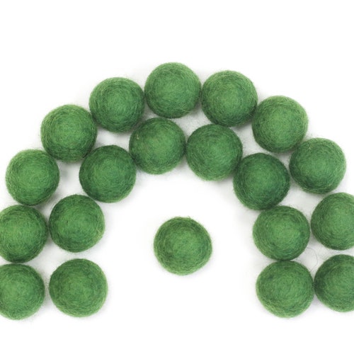 Felt Balls // Diy Garland // DIY Mobile // Diy Necklace // Etsy