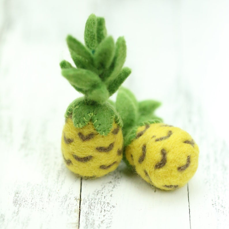 Felt Pineapples // Felt Summer Fruits // Felt Whole Pineapples image 9