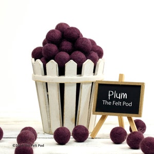 Felt Balls // DIY Garland // DIY Mobile // diy Necklace // Felt Poms // Pure Wool Beads // PLUM // 2.5 cm image 2