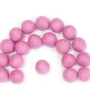 Wool Felt Balls // Felt Ball Garland DIY // diy Mobile // diy Necklace // Pom Poms // 100% Wool Beads // BRILLIANT ROSE // 2.5 cm