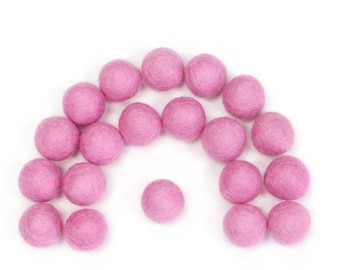 Wool Felt Balls // Felt Ball Garland DIY // diy Mobile // diy Necklace // Pom Poms // 100% Wool Beads // BRILLIANT ROSE // 2.5 cm