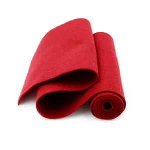 Filzrolle aus 100% Wollfilz in der Farbe CRIMSON - 13cm x 92cm Wollfilz in Rolle - Merinowollfilz