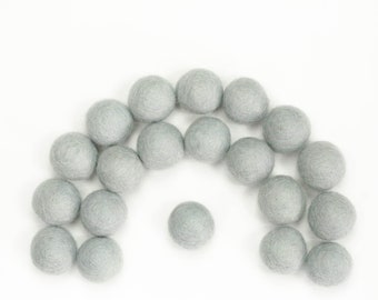 Garland DIY Felt Balls // Felt Pom Poms // Felt Beads // DIY Mobile // diy Necklace // SILVER // 1 cm 1.5 cm 2 cm 2.5 cm 3 cm 4 cm