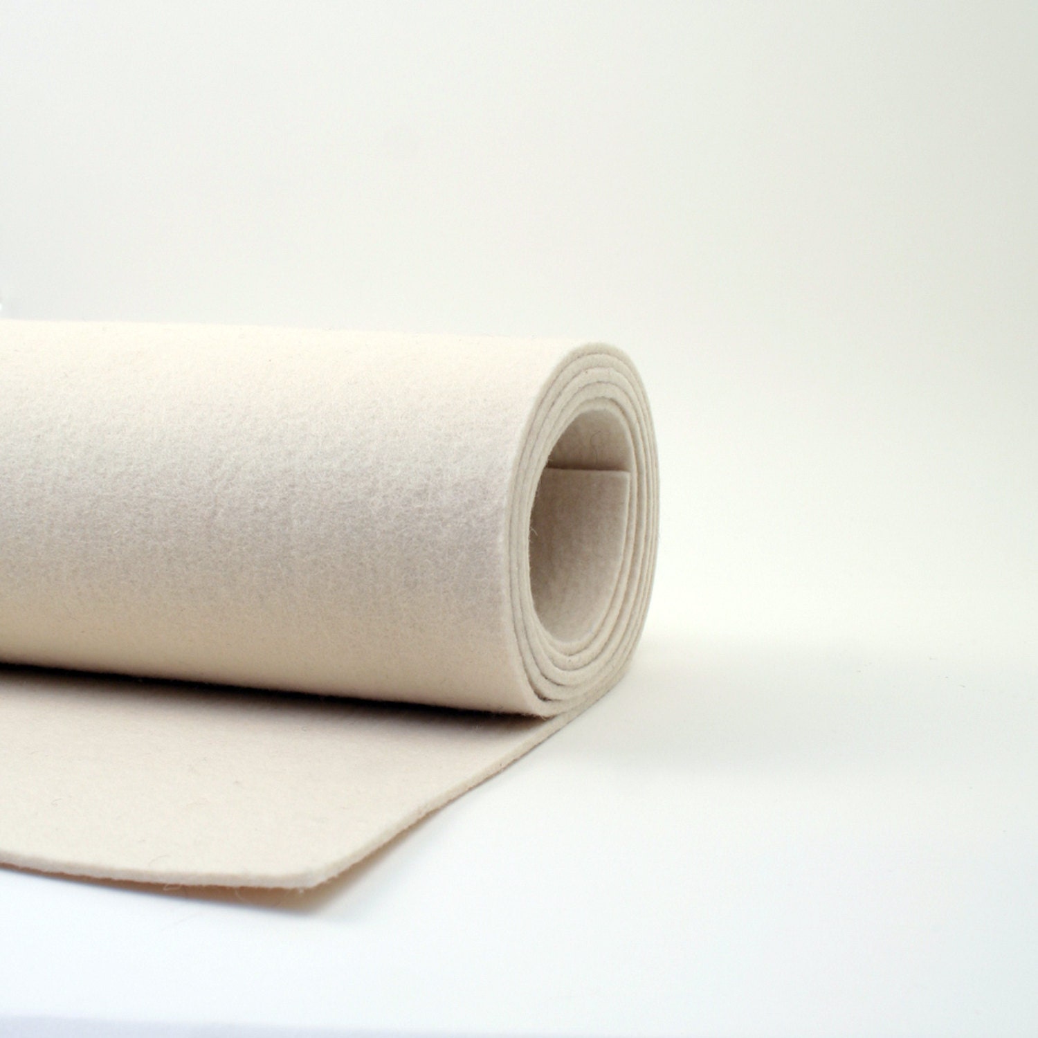 Thick Wool Felt - 3mm - 9" x 18" - 100% Wool Felt - Ivory (…