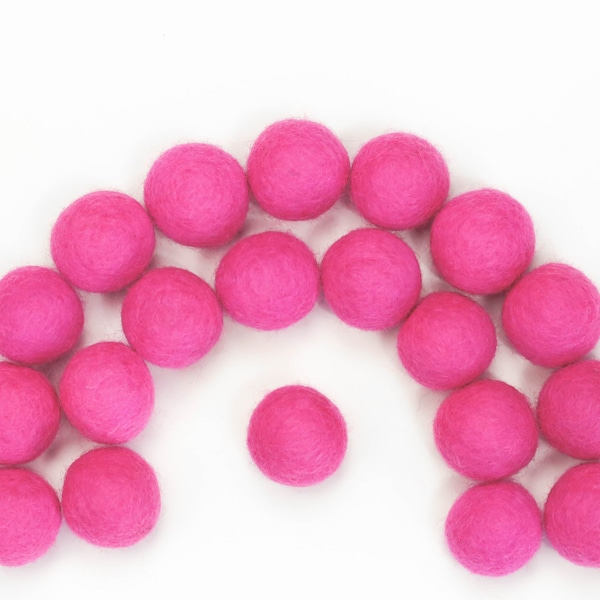 Garland DIY Felt Balls // Wool Felt Poms // Pure Wool Beads // diy Mobile // diy Necklace // SASSY PINK // 1 cm 1.5 cm 2 cm 2.5 cm 3 cm 4 cm