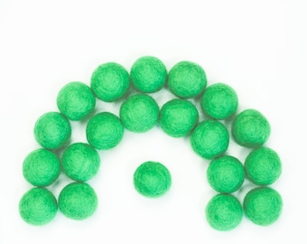 Garland DIY Felt Balls // Felt Poms // Pure Wool Felt Beads // DIY Mobile // diy Necklace // JADE // 2.5 cm