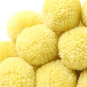 Yarn Poms -  P25 BABY YELLOW Yarn Pom Pom