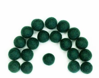 Felt Balls // DIY Garland // diy Mobile // diy Necklace // Felt Pom Poms // Wool Beads // Christmas Balls // JUNGLE GREEN