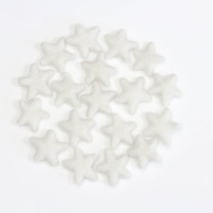 Felt Stars -  3 to 4 cm - 10 count - Color: DUSTY WHITE -  Wool Felt Stars