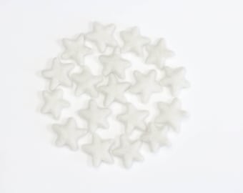 Felt Stars -  3 to 4 cm - 10 count - Color: DUSTY WHITE -  Wool Felt Stars