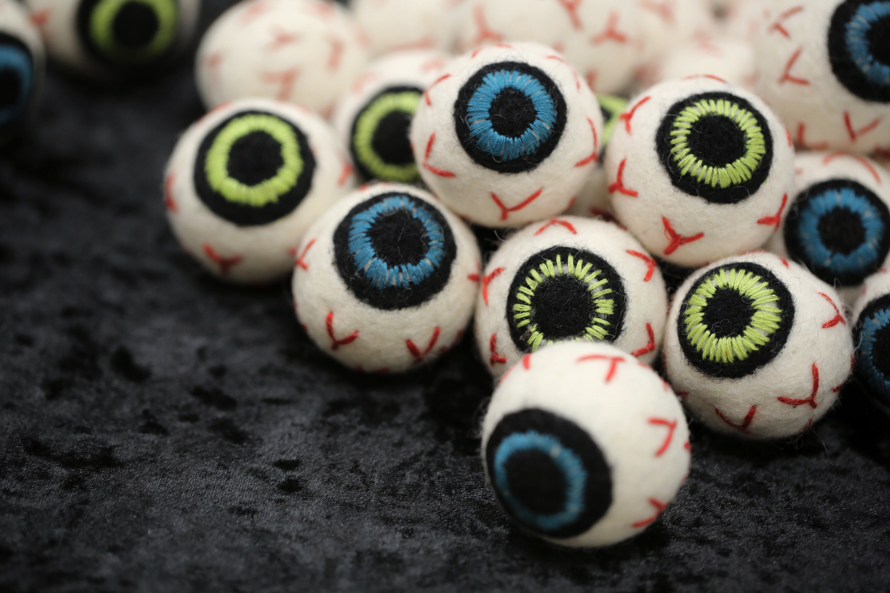 Felt Eyeballs- Halloween Monster Eyes- 1.5 – Matthew + Mae